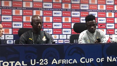 مدرب غانا يتوعد منتخب مصر ويرفض رقابة رمضان صبحي