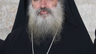 المطرن عطا الله حنا: أجراس كنائسنا ستبقى تقرع مبشرة بقيم المحبة والسلام 