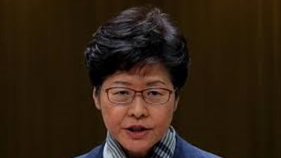 زعيمة هونج كونج: العنف تجاوز دعوات الديمقراطية بكثير