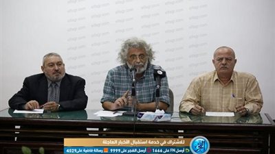 نقيب الأطباء يطالب تأجيل نظام التكليف الجديد لحين دراسته (صور)