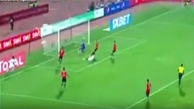 غانا تحرز الهدف الأول في شباك منتخب مصر (فيديو)