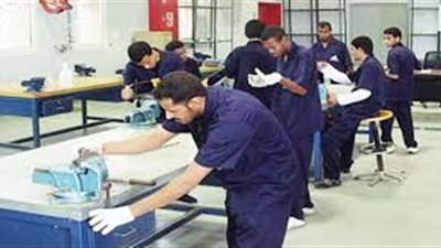 ماذا تعرف عن برنامج تنمية مهارات طلاب التعليم الفني؟