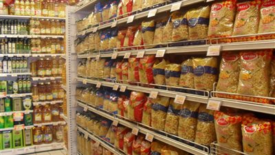 عاجل.. انخفاض أسعار سلع تموينية على البطاقات وهذا موعد التطبيق