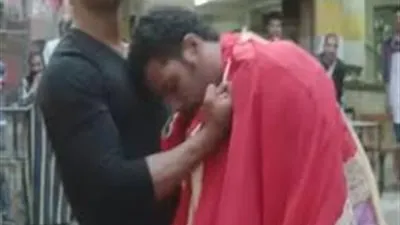 على ذمة التحقيقات.. إخلاء سبيل هندي بعد تصويره شابا بـ