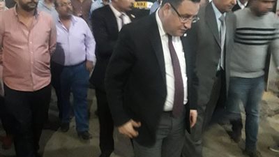 محافظ الإسكندرية والقيادات التنفيذية يصلون موقع عقار اللبان المائل (صور)