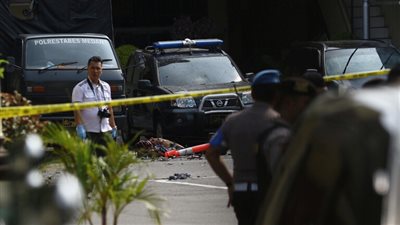 تفجير انتحاري يهز مقرا للشرطة الإندونيسية في سومطرة