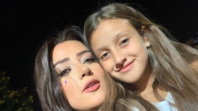 رضوى الشربيني لابنتها: 