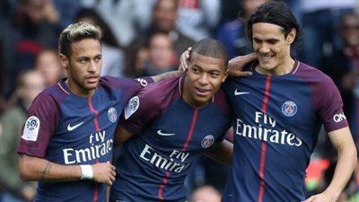 ريال مدريد وبرشلونة يتصارعان لضم نجم باريس سان جيرمان