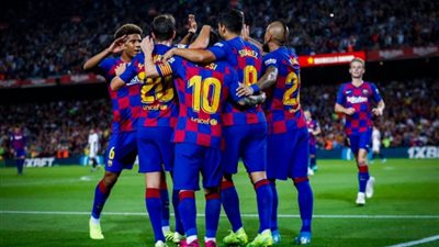 عاجل.. نجم برشلونة يعلن رحيله 