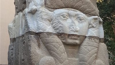 رأس حتحور وعمود أبريس.. تعرف على أول قطع أثرية تصل لمتحف شرم الشيخ 