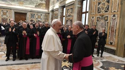 البابا فرنسيس يستقبل المشاركين في دورة تنظمها محكمة الروتا الرومانية