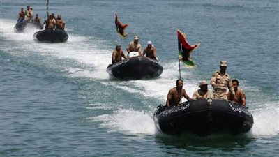 البحرية الليبية تنقذ 200 مهاجر قبالة الساحل الغربي