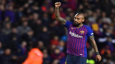 مانشستر يونايتد يغازل نجم برشلونة