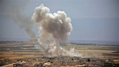 مقتل 10 أشخاص في غارة جوية على بلدة معرة النعمان السورية