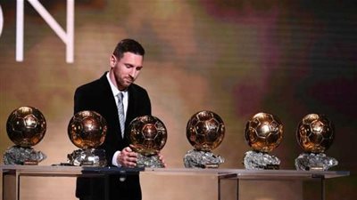 بالأرقام.. رغم فوز ميسي.. الدوري الإنجليزي يتصدر المشهد في حفل الكرة الذهبية