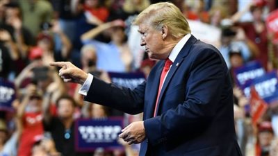 توقف مئات الإعلانات لترامب على وسائل التواصل الاجتماعي   