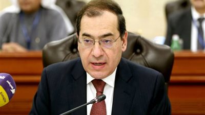   البترول تعلن عودة تشغيل خط سولار السويس بورسعيد