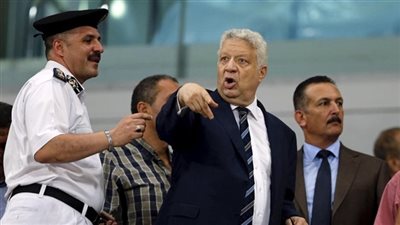 كل حاجة وعكسها.. مرتضى منصور يتغنى بإنجازات كارتيرون (فيديو)