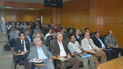 شركة ميناء القاهرة تنظم ندوة بعنوان 