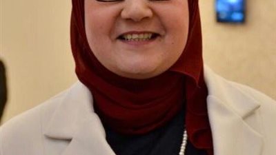 قرار جمهوري بتعيين نهلة العشماوي عميدا لـ