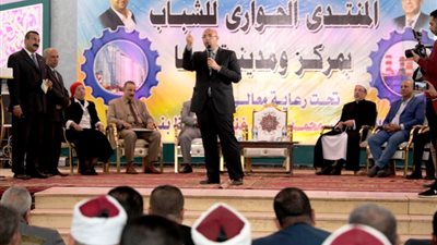 محافظ بني سويف: شبابنا متميز ويمتلك الطاقة والقدرات لتحقيق التنمية