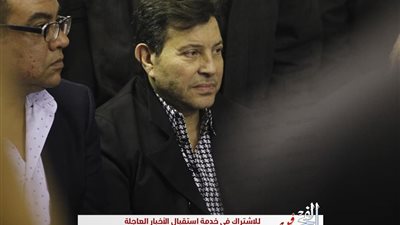 شاهد.. لحظة وصول هاني شاكر عزاء الفنان الراحل شعبان عبدالرحيم (فيديو وصور)