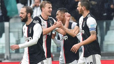 يوفنتوس يحدد مطالبه لبيع نجم الفريق