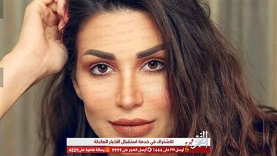 جاكيت وشورت.. إطلالة جديده ل سارة نخلة في باريس 