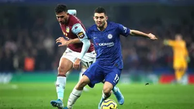 تريزيحيه يسجل في خسارة أستون فيلا أمام تشيلسي في الدوري الإنجليزي