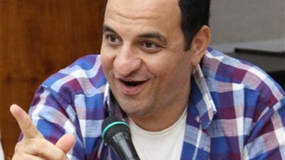 هشام إسماعيل يكشف عن شخصيات مسرحية 