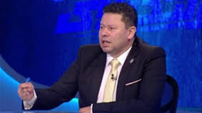 رضا عبد العال يهاجم نجم الأهلي: 