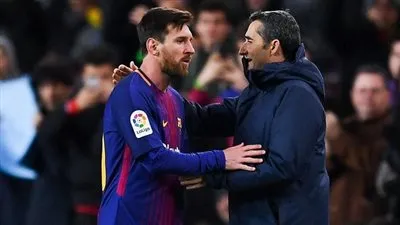 رئيس نادي برشلونة يحدد مصير ميسي وفالفيردي