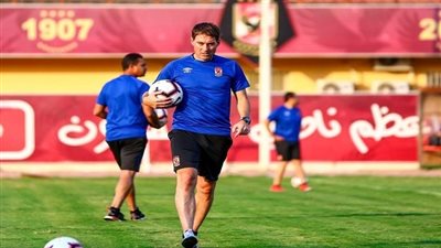 عاجل.. فايلر يصدم 4 نجوم من كبار الأهلي