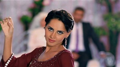 ياسمين رئيس بأطلالة الشعر