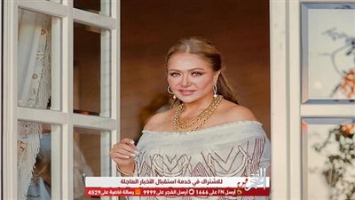 بفستان فوق الركبة.. ليلى علوي تأسر قلوب محبيها في أحدث ظهور لها (صورة)