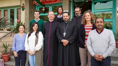 الأنبا باخوم يبحث التعاون مع وفدا ألمانيا من هيئة مسيو (صور)