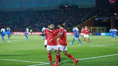 خاص.. حقيقة رحيل نجم الأهلي 