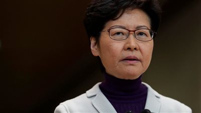 زعيمة هونج كونج ترفض الخضوع لمطالب المتظاهرين 