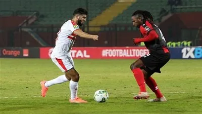 فرجاني يتوهج دفاعيا أمام أول أغسطس الأنجولي