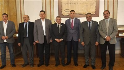 رئيس جامعة عين شمس يستقبل الدكتور مصطفى السيد بقصر الزعفران