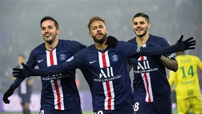 باريس سان جيرمان يكشف عن مستقبل نجمي الفريق 