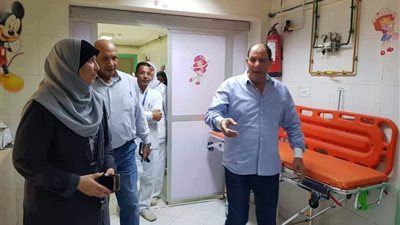 وكيل صحة القليوبية يتفقد حميات بنها بعد احتجاز حالة اشتباه بالتهاب سحائي