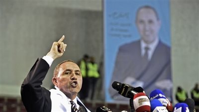 حزب جزائري يدعو أتباعه للتصويت لـ