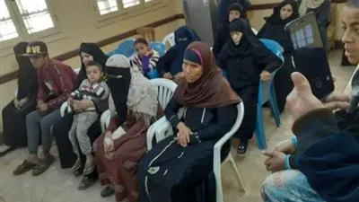 تسليم 17 وحدة سكنية للأسر الأولى بالرعاية بمركز ديرمواس بالمنيا