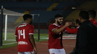 عاجل- أزارو: لا نية للرحيل عن الأهلي ومن حق الجماهير مهاجمتي