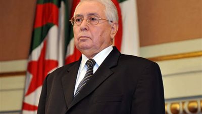 الرئيس الجزائري المؤقت يدعو المواطنين للتصويت بقوة