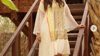 شاهد.. أحدث جلسة تصوير للفنانة درة بإطلالة صحراوية (صور)