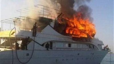 السيطرة على حريق مركب نيلي في العجوزة.. والمعاينة تكشف السبب