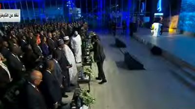 لفتة طيبة من السيسي في ختام منتدى أسوان للسلام والتنمية