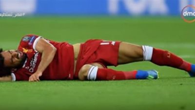 استشاري جراحة عظام يفجر مفاجأة جديدة عن إصابة محمد صلاح أثناء كأس العالم (فيديو)